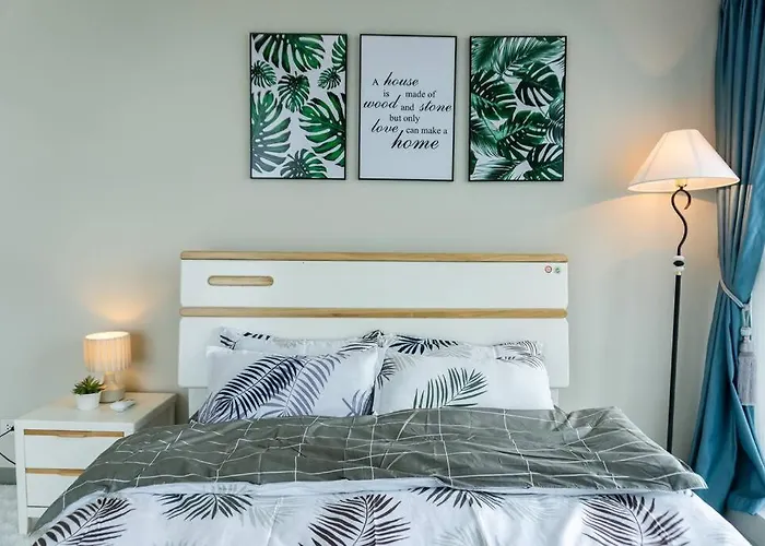 Apartment A2j Luxury 3br Uptown Balcony Bgc Near Mall Manila