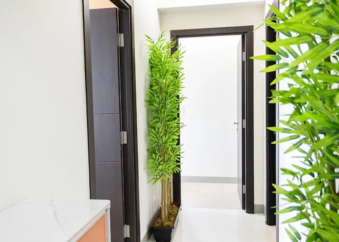 A2j Luxury 3br Uptown Balcony Bgc Near Mall * Manila