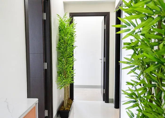 A2j Luxury 3br Uptown Balcony Bgc Near Mall
